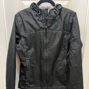 HUK women’s packable rain jacket black sz medium